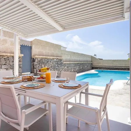 Chloe Tenerifesummervillas Giant Private Pool 11 Meters Long בית נופש אדחה