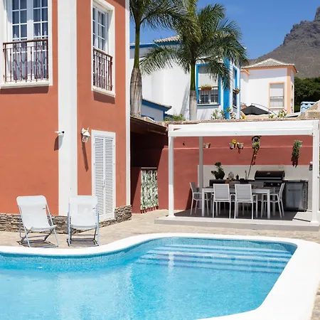 Chloe Tenerifesummervillas Giant Private Pool 11 Meters Long בית נופש