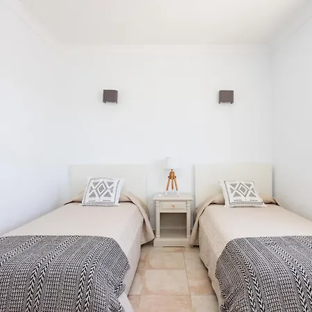 Holiday home Chloe Tenerifesummervillas Giant Private Pool 11 Meters Long Costa Adeje (Tenerife)
