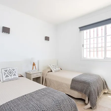 Feriehus Chloe Tenerifesummervillas Giant Private Pool 11 Meters Long *