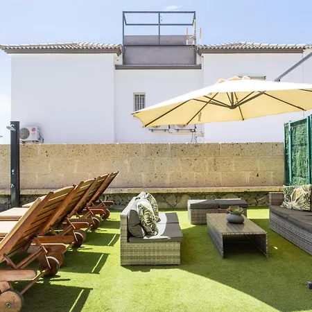 Chloe Tenerifesummervillas Giant Private Pool 11 Meters Long 別荘 *