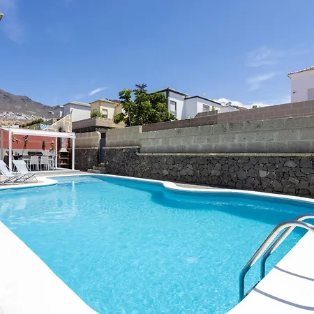 別荘 Chloe Tenerifesummervillas Giant Private Pool 11 Meters Long